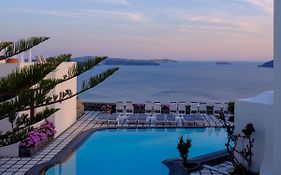 Nikos Villas